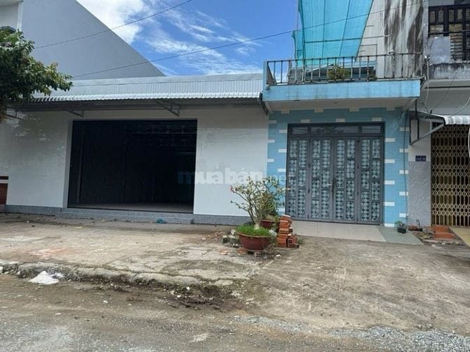 Cho thuê Kho 150 m2 mới xây gần cầu Cần Thơ 6 triệu