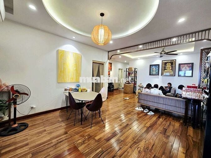 BÁN CĂN HỘ CAO CẤP VƯỜN ĐÀO TÂY HỒ DTSD 125M2 T10 GIÁ 11.8 TỶ