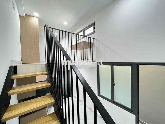 DUPLEX GÁC CAO 2m GIÁ RẺ FULL NT GIÁP QUẬN 1, QUẬN 2, NGÃ TƯ HÀNG XANH