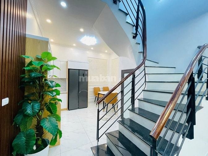 Nhà Đẹp Ở Luôn Kim Ngưu, Hai Bà Trưng 38m, 4 tầng, mt 4.3m, giá 8.5 tỷ