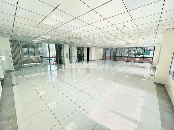 TÒA NHÀ MẶT TIỀN KHU SÂN BAY DIỆN TÍCH: 11X23M HẦM 5 TẦNG CHO THUÊ