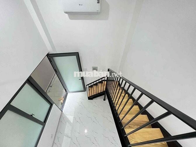 DUPLEX GÁC CAO 2m GIÁ RẺ FULL NT GIÁP QUẬN 1, QUẬN 2, NGÃ TƯ HÀNG XANH