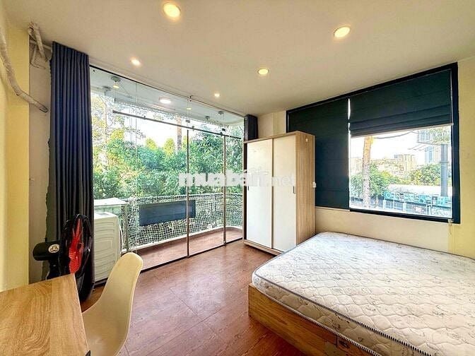 Căn Hộ 2PN Ban Công View Bờ Kè Máy Giặt Riêng Khu Phố Nhật Cầu Bason