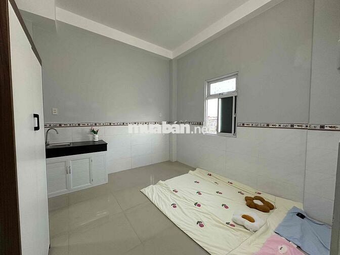 Studio Nguyễn Văn Lượng Máy lạnh+ tủ mới 3tr3-3tr5-3tr6