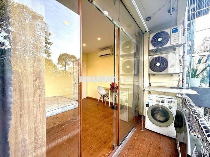 Căn Hộ 2PN Ban Công View Bờ Kè Máy Giặt Riêng Khu Phố Nhật Cầu Bason