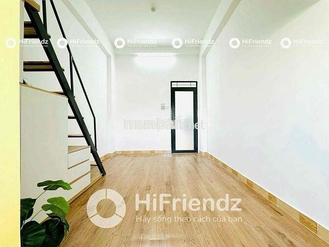 Căn Hộ Dịch Vụ - Gác Cao,Phòng Rộng Rãi,Bảo Vệ 24/7 Ngay Gần Đầm Sen