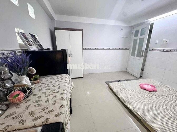 Studio Nguyễn Văn Lượng Máy lạnh+ tủ mới 3tr3-3tr5-3tr6