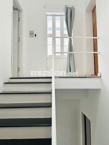 BÁN NHÀ CMT8 P.4 Q.3 3 TẦNG 32M2 (4M x 8M) KHU TRUNG TÂM 5,55 T TL