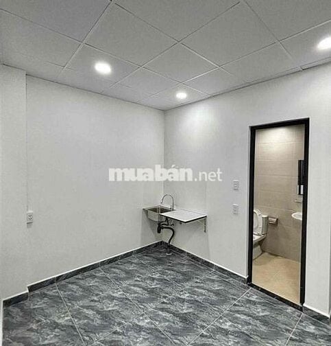 Nhà mới, phòng mới sạch sẽ thoáng mát gần cầu Nguyễn Văn Cừ