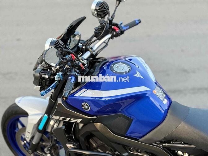 MT-09 odo 5000km siêu mới 1 chủ mua thùng