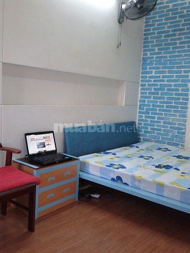 Phòng 24m2, trung tâm quận 10. giá rẻ.