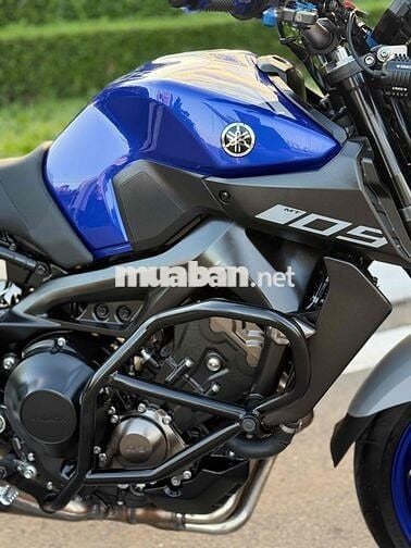 MT-09 odo 5000km siêu mới 1 chủ mua thùng