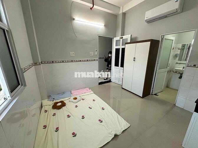 Studio Nguyễn Văn Lượng Máy lạnh+ tủ mới 3tr3-3tr5-3tr6