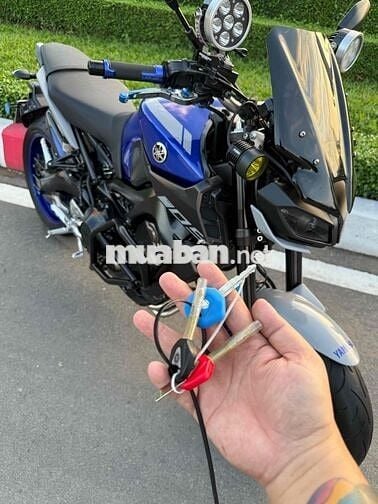 MT-09 odo 5000km siêu mới 1 chủ mua thùng