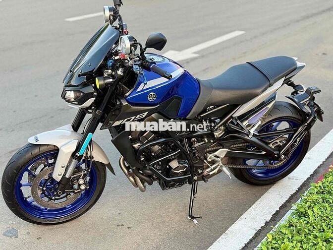 MT-09 odo 5000km siêu mới 1 chủ mua thùng