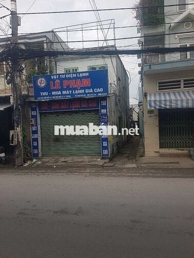 Nhà mặt tiền đường lớn dt 4×17 có 3pn,2wc. Dân cư đông đúc, sầm uất