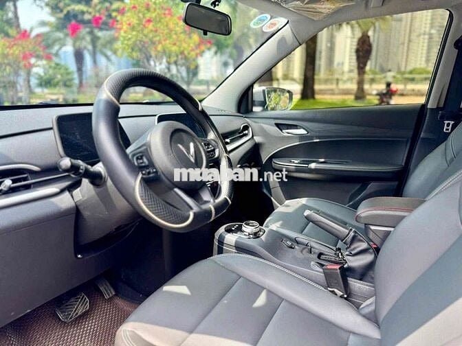 Vinfast VF5 2025 Xám