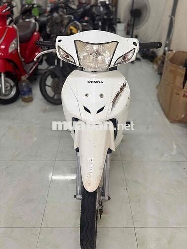 Honda Wave A 110 ,đời 2013.máy rin ,ngon ,chạy em