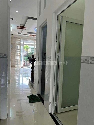 Cho thuê nhà 4 phòng ngủ khu Diệu Hiền 7 triệu