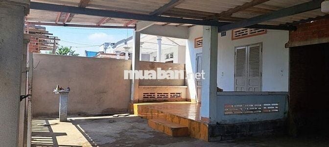 Cho thuê 2 căn nhà cấp 4- 200m2 - Lộc An - 3tr500