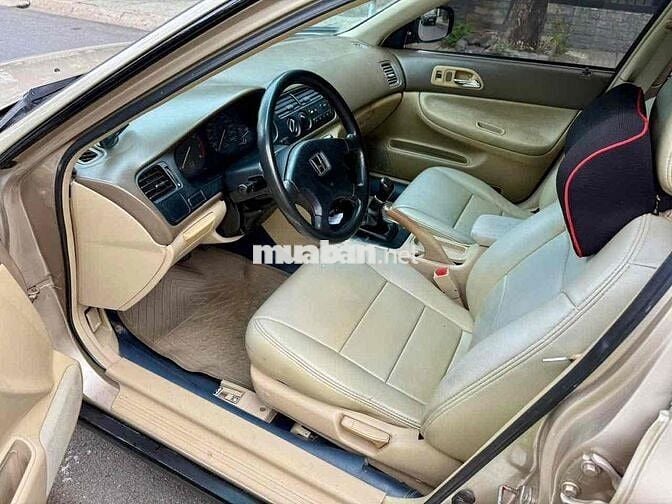 Honda Accord 1995 2.0 MT - 88888 km