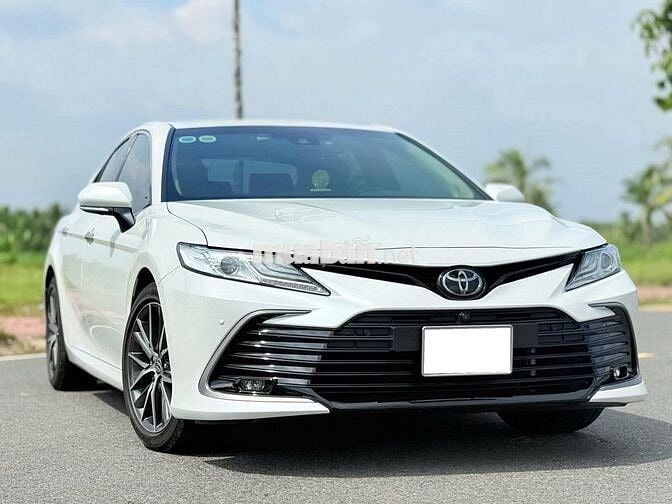 Toyota Camry 2024 2.5Q - 50,000 km siêu cọp.