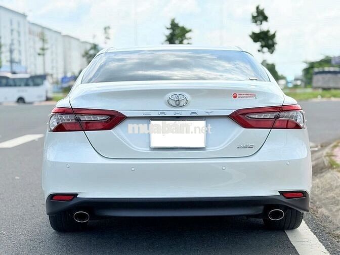 Toyota Camry 2024 2.5Q - 50,000 km siêu cọp.
