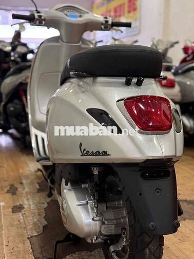 Piaggio Vespa 125 Đời 2015 . BSTP Chính Chủ
