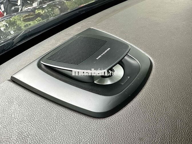 Vinfast Lux SA 2.0 2019 AT 37000 km Đen