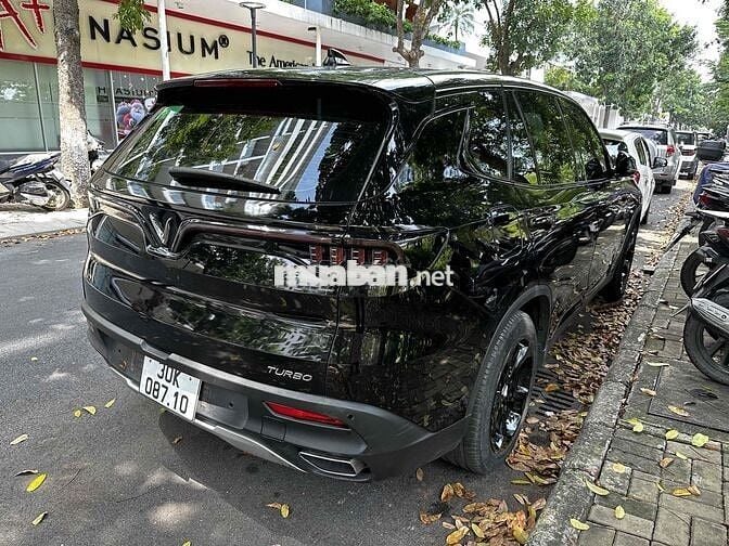 Vinfast Lux SA 2.0 2019 AT 37000 km Đen