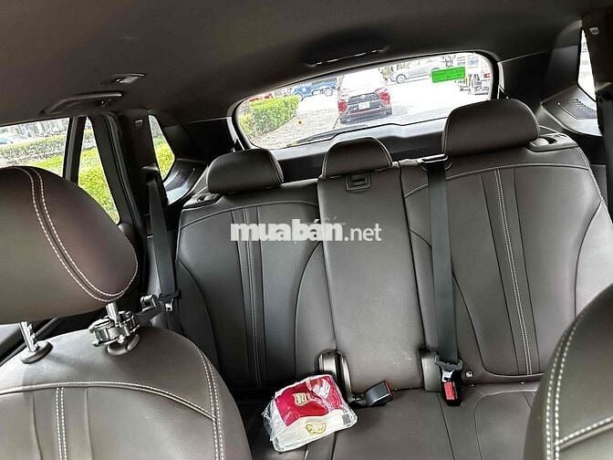 Vinfast Lux SA 2.0 2019 AT 37000 km Đen