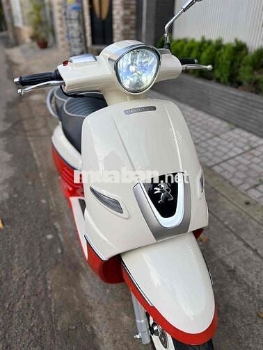 Peugeoot Django 2022