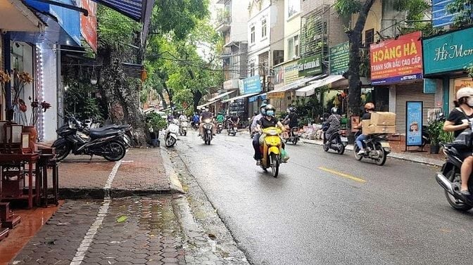 BÁN GẤP NHÀ MP HOÀNG HOA THÁM, 2 THOÁNG, 40M2x5T, MT 5M, 18.5 TỶ