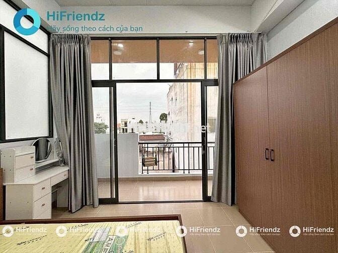 CHO THUÊ PHÒNG BAN CÔNG TÁCH BẾP FULL NỘI THẤT MÁY GIẶT RIÊNG