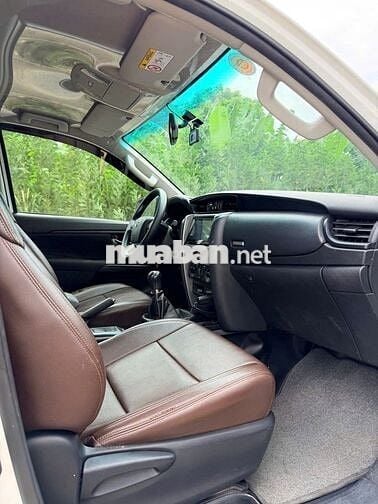 Toyota Fortuner 2022 2.4 4x2 MT - 78000 km