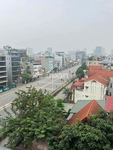 Cực đẹp, mặt phố Âu Cơ, view hồ Tây, 120m2 6 tầng 1 hầm, chỉ 43 tỷ