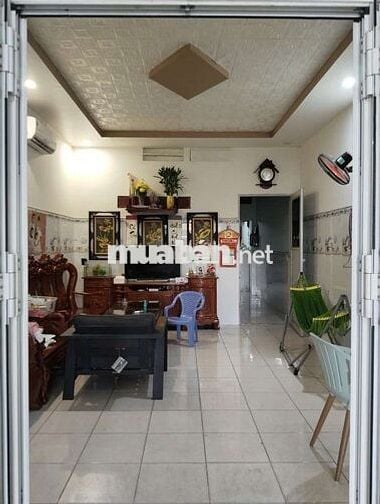 Giảm sốc 300t  bán gấp. Còn 1,99ty a/c phải rất nhanh mới kịp quá hời