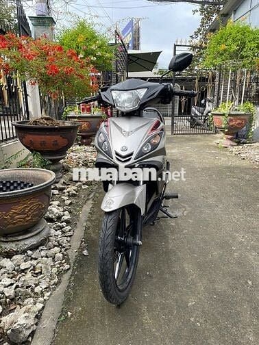 Do mình ít đi nên chia lại cho a e nào cần