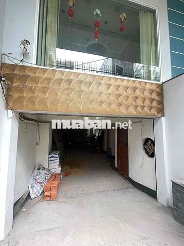 Mặt Bằng 120m2 ngay CMT8, CV Lê Thị Riêng Workshop, CF, VP, Spa ,shop