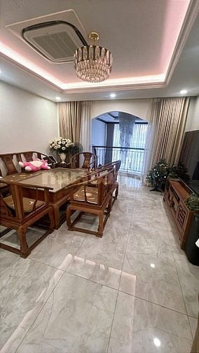 Cực đẹp, mặt phố Âu Cơ, view hồ Tây, 120m2 6 tầng 1 hầm, chỉ 43 tỷ