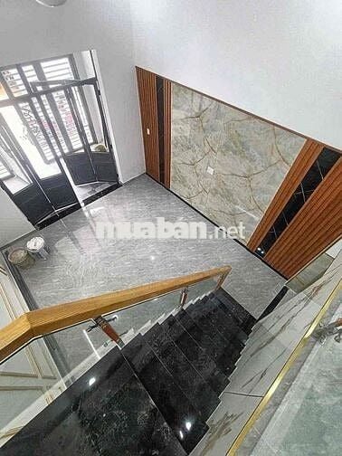 Nhà thuộc p tân khánh , cách ủy ban thái hòa cũ 500m ...gần chợ tâ