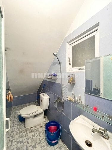 CHO THUÊ MẶT BẰNG KINH DOANH RỘNG 150M² – GẦN SÂN BAY- CÓ SÂN ĐỂ 