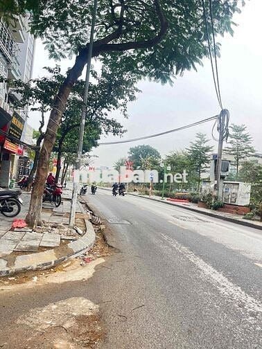 HOA HẬU KIM GIANG- MẶT NGÕ KINH DOANH -7 TẦNG THANG MÁY- Ô TÔ GẦN PH