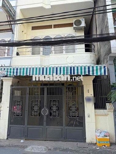 nhà 4m x 14m, đúc 2,5 tấm , đường Huỳnh văn nghệ,