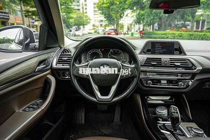 BMW X4 Xdrive 2018 SUV Coupe Trắng siêu đẹp