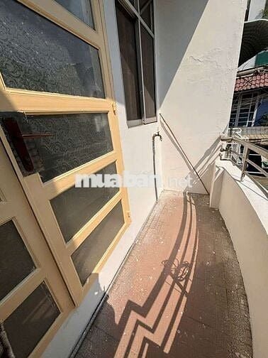 Bán nhà giá tốt vị trí ngay mặt tiền đường Tám Danh P4 Q8