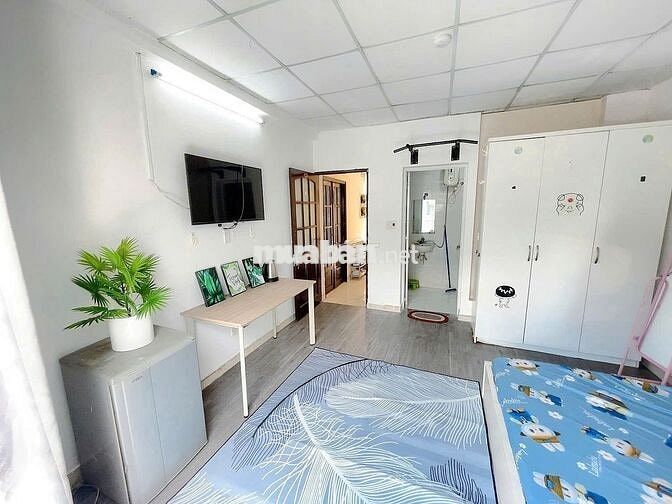 PHÒNG TRỌ QUẬN 10- FULL NỘI THẤT ( CẠNH VẠN HẠNH MALL)