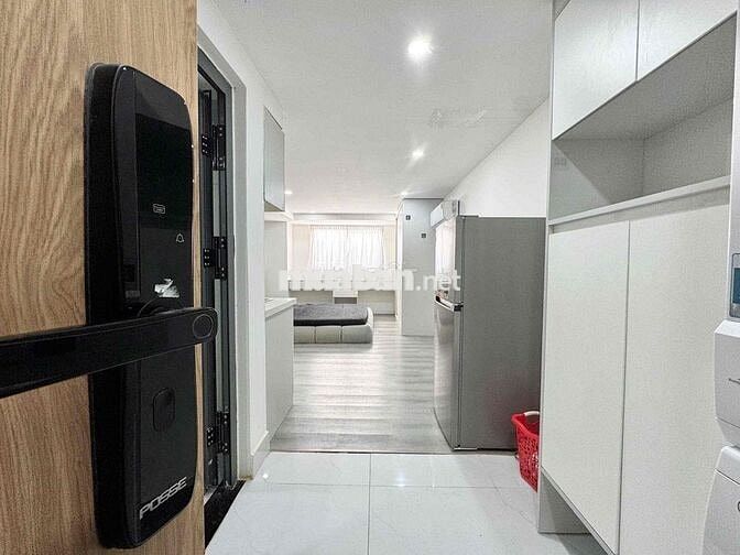 Cho Thuê Chung Cư Mini 25m2 Full Nt Thang Máy Hầm Xe Ngay Toà Viettel