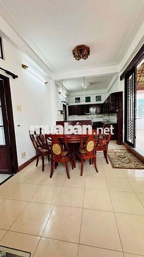 Biệt thự siêu đẹp giá rẻ ngay khu bình Phú Quận 6🌹