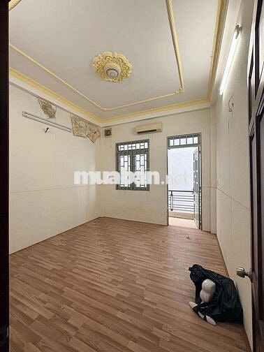 NHÀ HẺM XE HƠI KHU VỰC AN NINH DÂN CƯ ĐÔNG ĐÚC GẦN CHỢ. NHÀ 3MÁY LẠNH